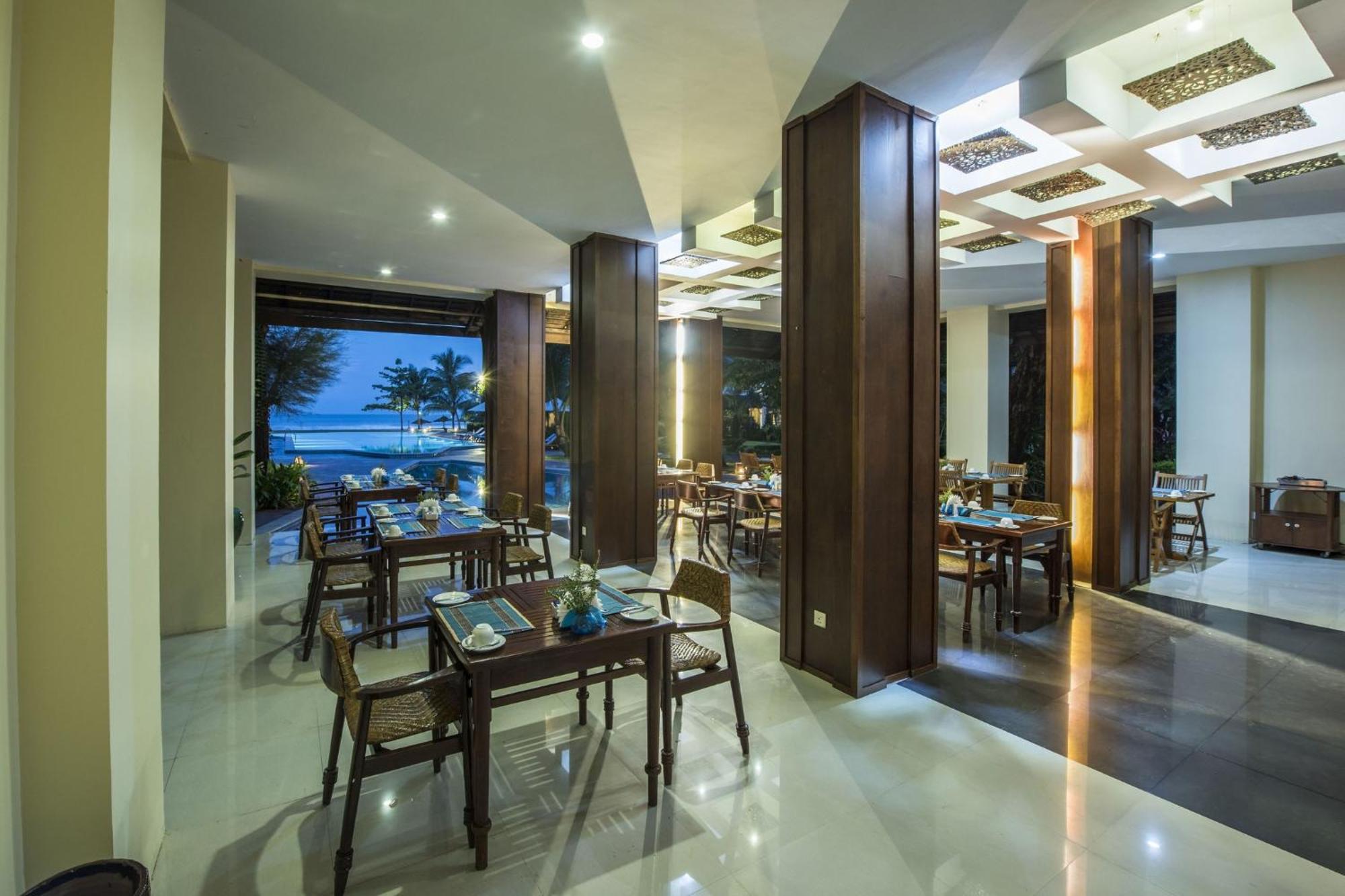 Jade Marina Resort And Spa Ngapali Exterior foto