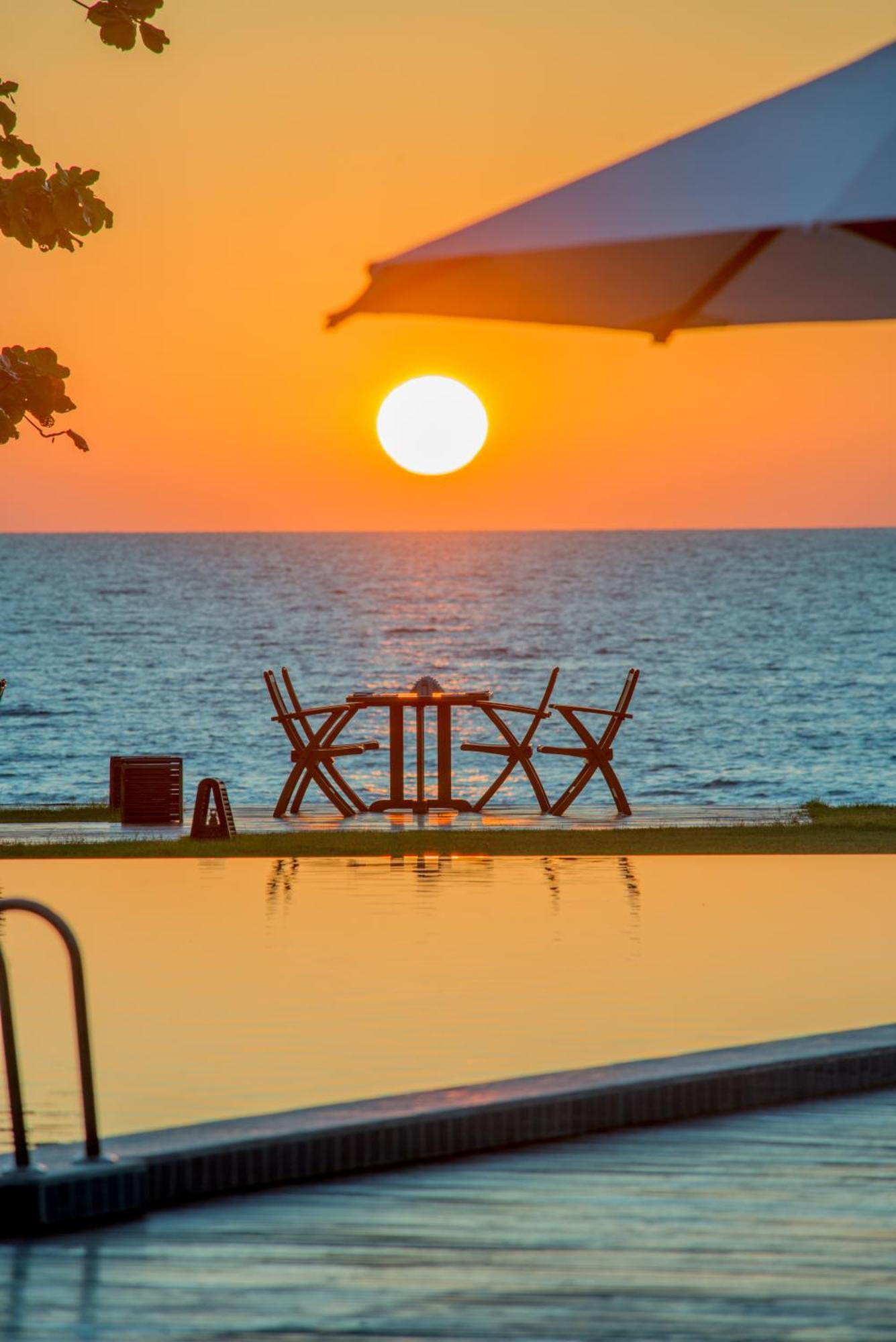 Jade Marina Resort And Spa Ngapali Exterior foto